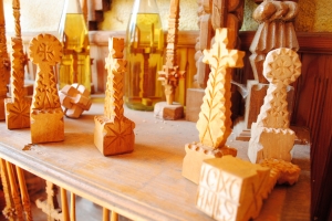 lemn învechit de vreme, transformat în pecetare...