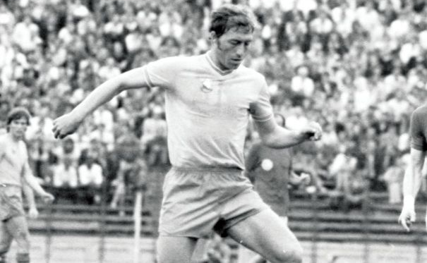 Nicolae Dobrin, desemnat de „L’Equipe” cel mai bun fotbalist român din istorie