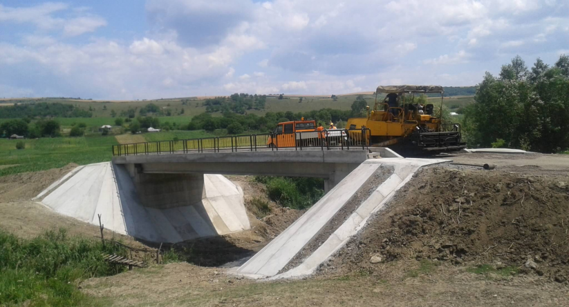 În cadrul PNDL II au fost semnate 11 contracte în 9 localități din județ