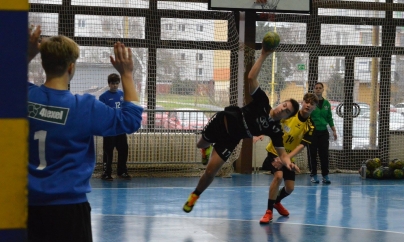 Câștigul din pierderi pentru juniorii AH Minaur