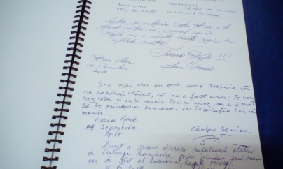 „Iartă-ne, Maiestate, pentru ceea ce n-am știut să fim”