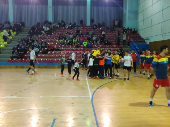 Cupa Minerul. Două sferturi de finală albe, decise la penaltiuri