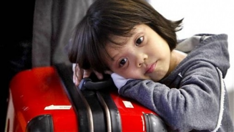 Peste 600 de copii din județ au ambii părinți plecați la muncă în străinătate