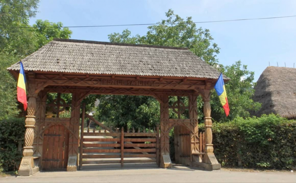 ISJ Maramureș celebrează Ziua Educației la Muzeul Satului