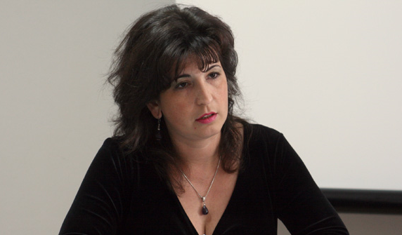 Patronii se plâng că nu găsesc oameni, iar oamenii că nu  găsesc lefuri rezonabile