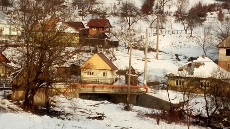 S-a recepționat podul ce duce la Tocila-Băiuț