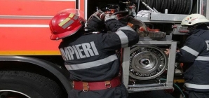 Incendiu la un imobil de locuințe din Băița