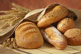 Produsele de cofetărie s-au scumpit, urmează pâinea!