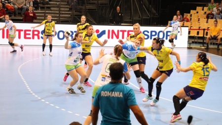Două victorii ale României la CM de handbal feminin