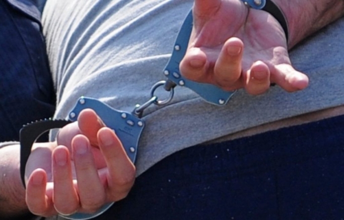 Butonul de panică a salvat-o de tâlhărire