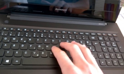 Poșta lansează un serviciu grație căruia nu mai e nevoie de completat formulare cu pixul la ghișeu