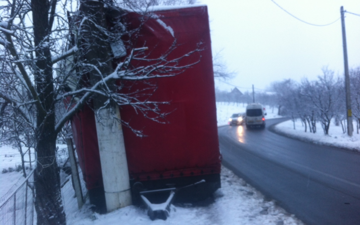 Sistem original de atenuare a efectelor derapării