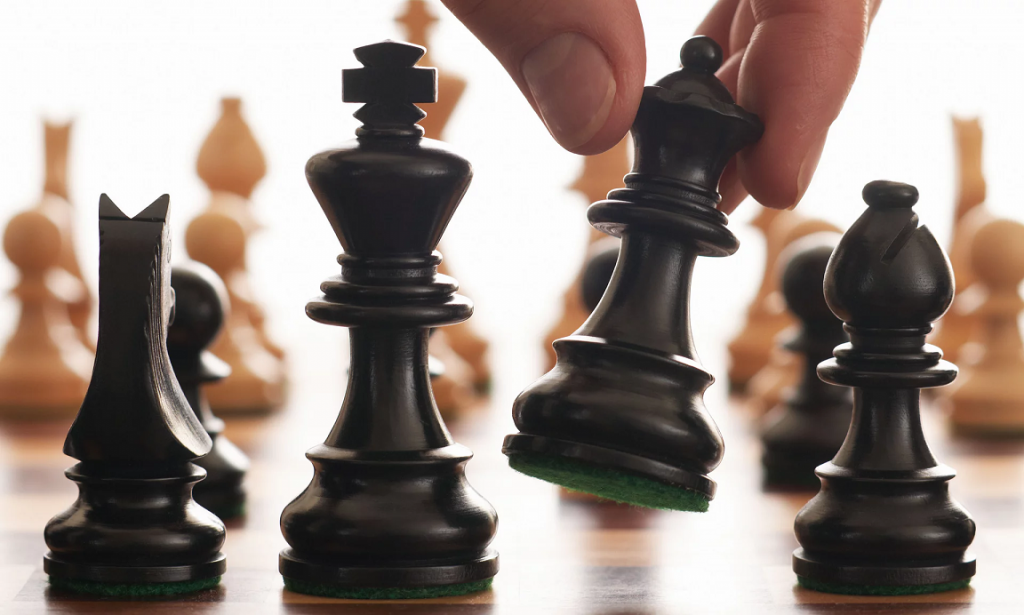 AlphaZero, noul campion mondial la șah pe computer