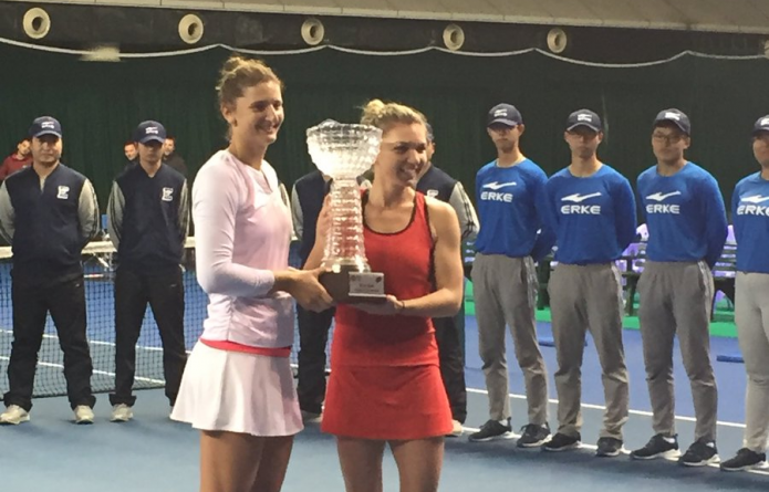 Halep la pătrat. Dublă românească la Shenzen: am luat titlul și la dublu