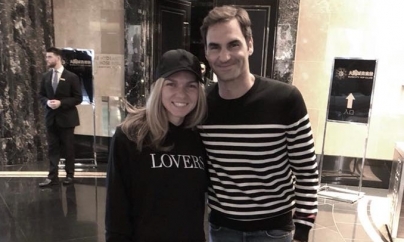 Drumul legendelor: Simona Halep, un dublu mixt cu Roger Federer