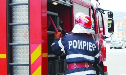 Nu trece un weekend fără incendii, mai ales la acoperișuri