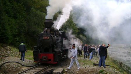 Mocănița de pe Valea Vaserului de Ziua Muncii