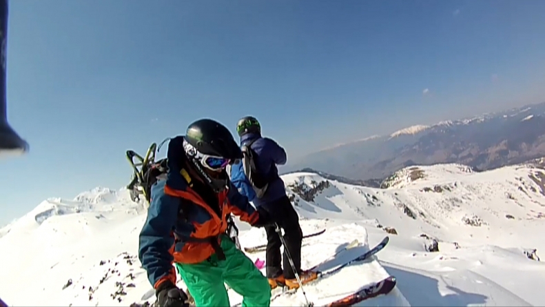 Risc de avalanșe pe traseele montane din zona Borșa