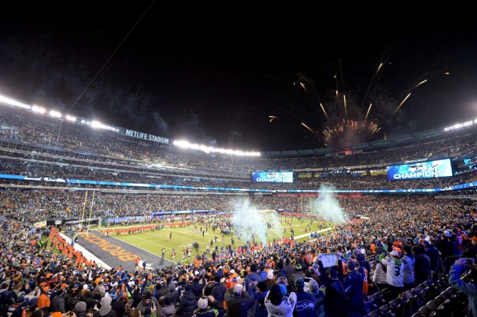 200.000 de dolari costă o secundă de publicitate la Super Bowl