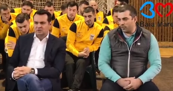 Handbal cu năbădăi: cine a fluierat în biserica  Minaurului ? (VIDEO)