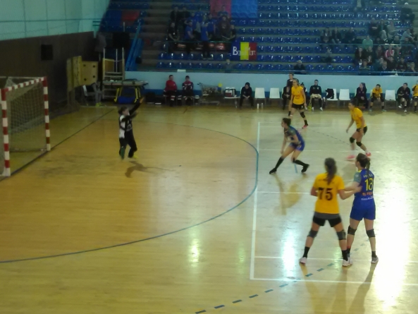 Ex-băimărencele din ligă le-au învins pe băimărencele din divizie