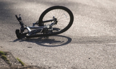 Au accidentat oameni, apoi și-au văzut de drum