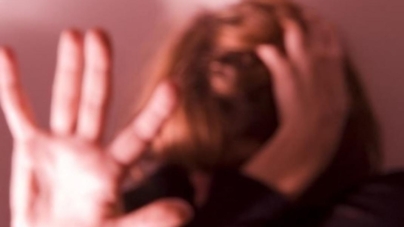 Caz de violență juvenilă: În Baia Mare o elevă a unei unități școlare a fost agresată de o tânără. Oamenii legii au demarat acum cercetări!