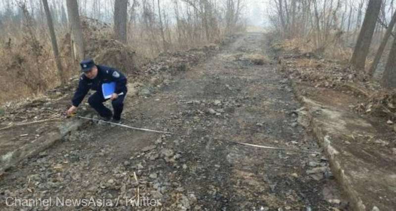 Un hoț a ”jumulit” un drum de 500 de tone de asfalt