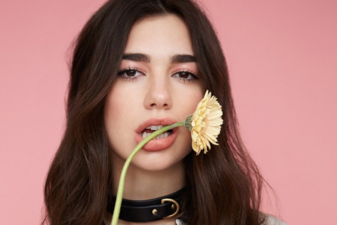 Cea mai tânără cântăreață al cărei hit a depășit un miliard de vizualizări pe YouTube  (VIDEO)