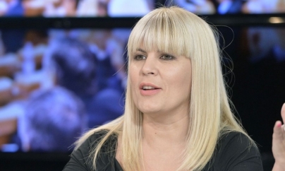 Exmatriculată de la teologie, Elena Udrea a rămas cu Institutul Fericirii în plop