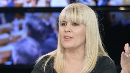 Exmatriculată de la teologie, Elena Udrea a rămas cu Institutul Fericirii în plop