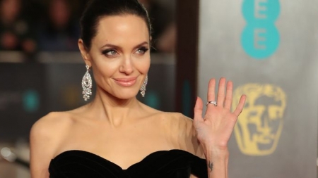 Angelina Jolie și-a băgat în sperieți fanii