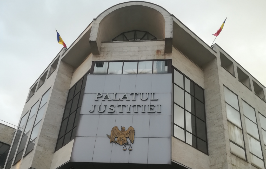 Posturi vacante la instanțele maramureșene