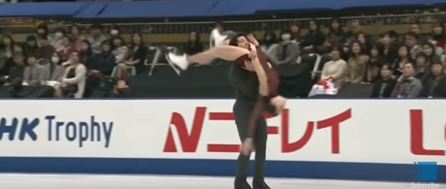 O pereche de patinatori de la JO de iarnă schimbă o figură din program, considerată prea… sugestivă (VIDEO)