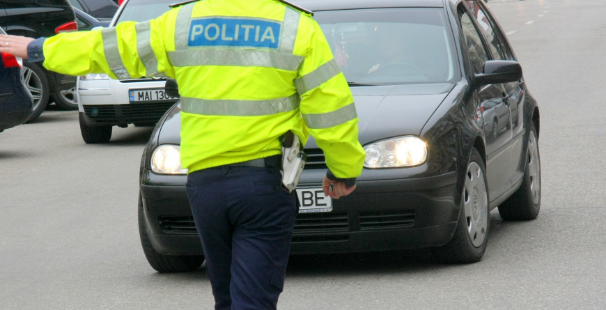 Urmărire pentru prinderea unui șofer care nu avea carnet de conducere