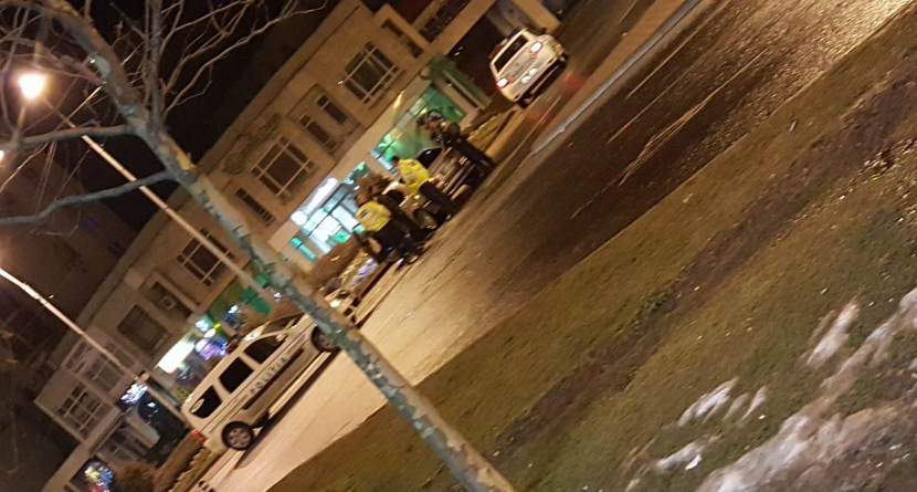 Băut, fără permis, a confundat sensul giratoriu cu  parcarea (GALERIE FOTO)