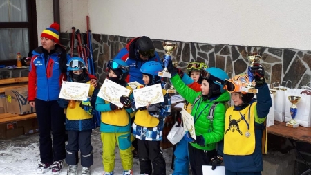 90 de schiori pitici au concurat pentru Cupa CSȘ Baia Sprie (GALERIE FOTO)