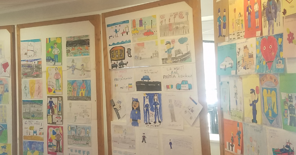„Pacea în lume”: De Ziua Poliției Române, concurs de desene pentru elevii maramureșeni
