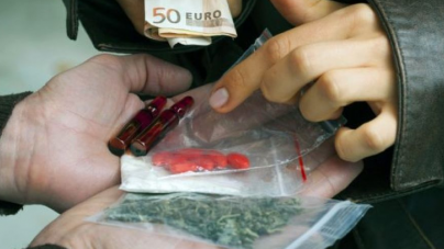 Combinație de pastă de dinți, măghiran și otravă de șobolani, vândută ca drog de un traficant băimărean