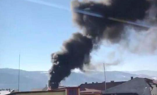 Incendiu lichidat, azi, la o casă din Cavnic