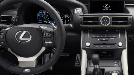 Un autoturism care figura de trei luni în evidențele Interpol a fost găsit la graniță