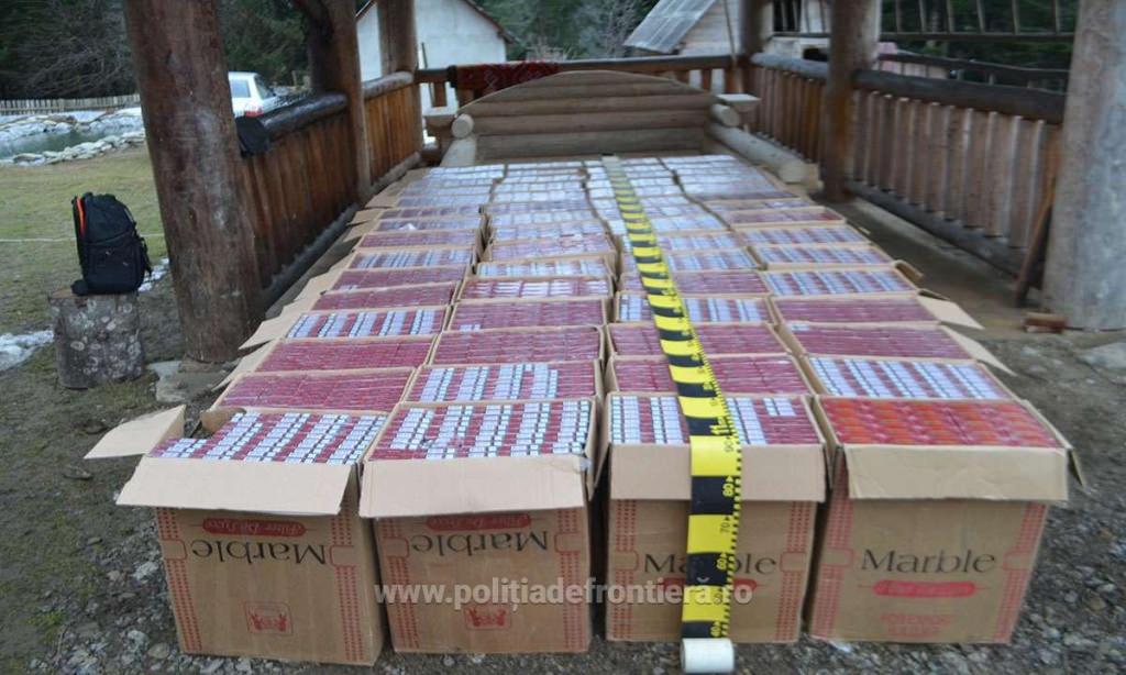 Ce metode mai folosesc contrabandiștii și cum încearcă să-i intimideze pe polițiștii de frontieră