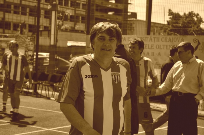 S-a stins un fost jucător al Craiovei Maxima și al naționalei