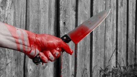 Tânără înjunghiată în gât de fostul concubin