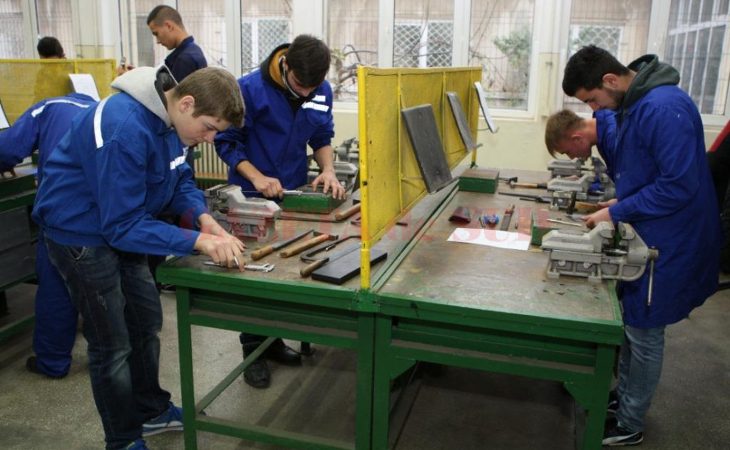 Din toamnă vor funcționa 37 de clase de învățământ profesional