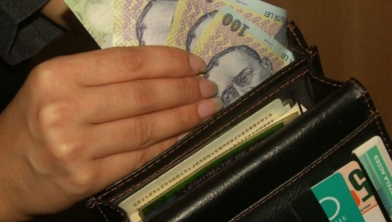 13 000 de lei, recuperați la câteva ore de la sesizarea furtului