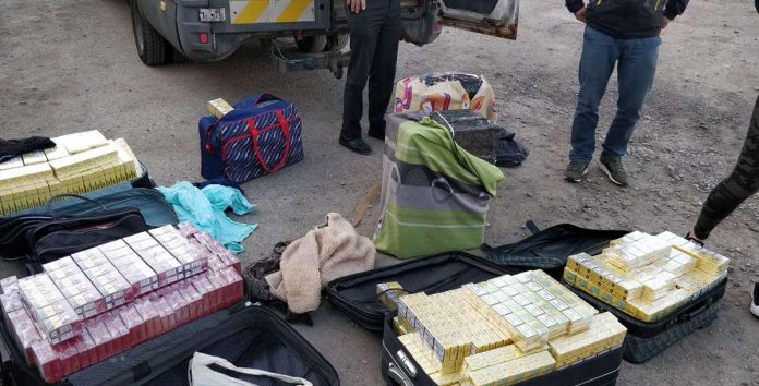 Contrabandistul le-a fugit polițiștilor de sub nas și păs de-l mai prinde