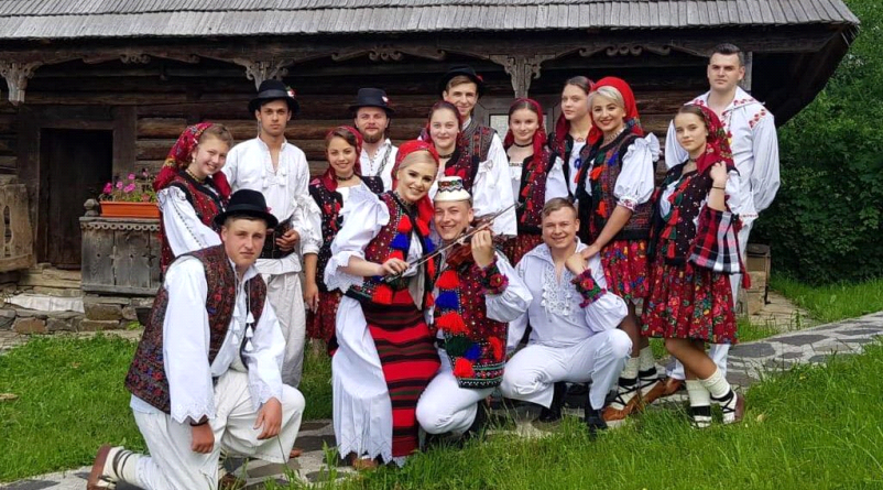 O nouă producție muzicală lansată de Camelia Pop și frații Mâț