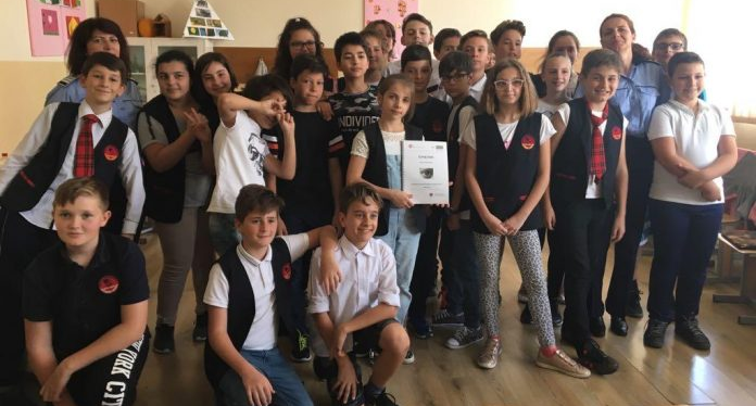 Elevi implicați în fapte antisociale