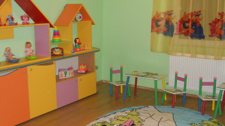 Părinții care doresc să beneficieze de serviciile oferite de unitățile de învățământ preșcolar de stat în perioada vacanței de vară trebuie să depună cereri